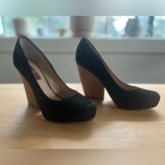 7 for all Mankind Black Suede Wedges with Wooden Heel - Picture 4 of 6